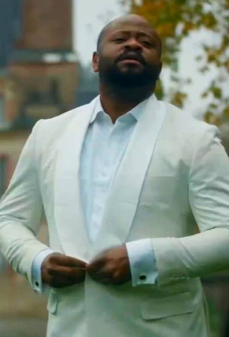 Moïse Mbiye Hochzeitslied Teaser in Paris